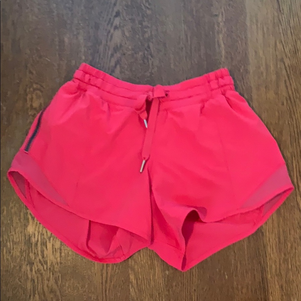 Lululemon hotty hot short
